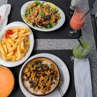 Saffron rice and summer salad at Bayside in Paul Do Mar