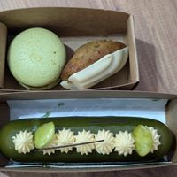 Top: pistachio macaron and Madeline. Bottom: apple flavored sweet at Ethique Plant-based in Istanbul