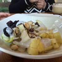 Bowl de frutas  at Musabbaha Vegan Bakery in Puebla