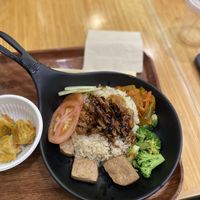Crispy beancurd skin sesame rice  at Greendot 绿一点 - Asia Square in Central Singapore