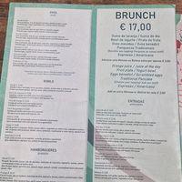  at Mundi Café in Charneca Da Caparica