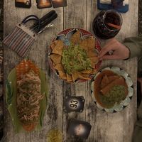 Guacole, Tacos Banderas, Tlacoyo  at Nena Nena in Valladolid