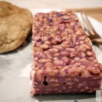 Rice Kirispies bar at À la Végétale in Nimes