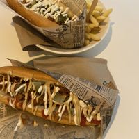 Klassischer Hot Dog #Veganuary at Eh Wurst Vegane Würstelbar in Vienna