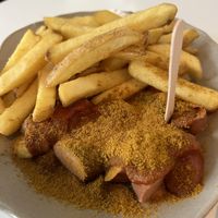 Currywurst mit Pommes  at Eh Wurst Vegane Würstelbar in Vienna