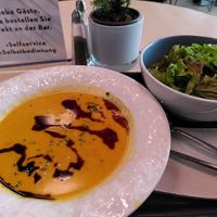 Lunch menu at Frau im Mond in Munich