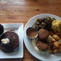 Sunday Brunch at Majani in Chicago