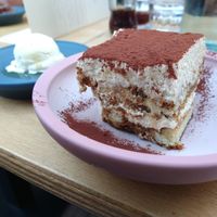 Tiramisu met vanilleijs en koffieolie at Konijnenvoer in Arnhem