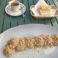 Gnocchi aus Kürbis und Nusspesto  at Localino in Oristano