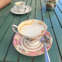 Cappuccino mit hafermilch   at Localino in Oristano