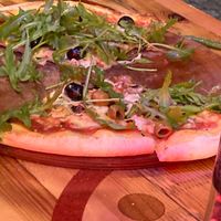 Ruccola Pizza at Oregano Pizza Imbiss in Berlin