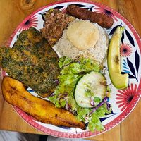 Grande set meal at Vida y Salud in Cali