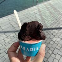 strawberry and chocolate  at Paradis Gelateria in Oslo