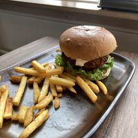 There were many more fries but our daughter removed them before I could take a picture    at Dalakot in Budjardalur