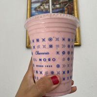 Malteada Grande de Fresa con Leche Vegetal por Delivery 😛 Súper Recommend  at Churreria El Moro - Oceania in Mexico City