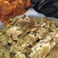Gluten free Mac n cheese (vegan!) at Sweet and Natural in Mount Rainier