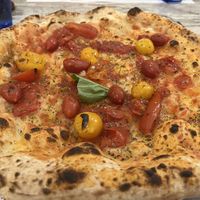 Musica  at Pizzeria La Smorfia in Salerno