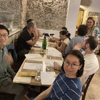 Tables at Pizzaria Criscemunno in Salerno