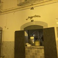 Front at Pizzaria Criscemunno in Salerno