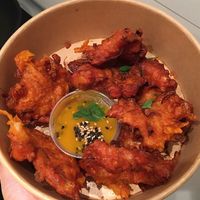 Vegan vegetable fritters at Smok Mok - Food Stall in Madrid