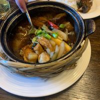 Clay pot dish at Sen Viet Vegan in Edinburgh