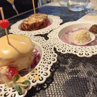 Sobremesas veganas! at Coisas da Lena in Coimbra