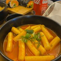 Tteokbokki y kimbap  at Bunsik1989  in Recoleta