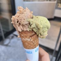 Vegan nocciola e vegan pistacchio at Il Molo in Gaeta
