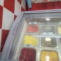 vegan sorbet flavours at Heladería Bolton - Laureles in Medellin