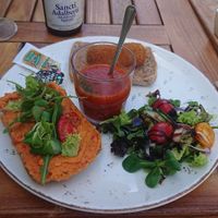 Vegan lunch €13,50 at Herberg Binnen in Egmond-binnen