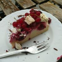 Cherry cheesecake at Fukafe in Gdansk
