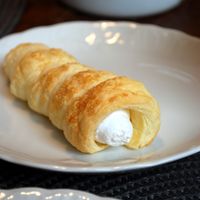 Vegan cake at Fukafe in Gdansk