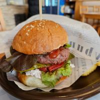 Beyond burger at Bez Kości in Olesnica