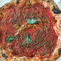 Marinara pizza at Un Giorno All'improvviso in Wavre
