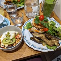 Savory pancakes and granola at Ground to Grow in Paris