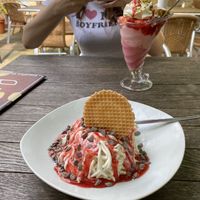 Der andere Einbrecher ist auch vegan!  at Eiscafé Girasole in Bochum