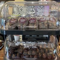 Gefüllte Datteln  at Dattelhaus in Konstanz