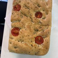 Schiaccia cherry tomato & oregano  at Panelba in Portoferraio