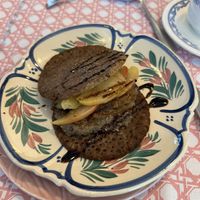 Breakfast black wheat “burger"  at Au 46 en Bretagne in Benodet