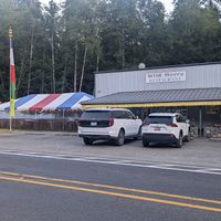 View from the state highway at Wildberry Restaurant in Ashford