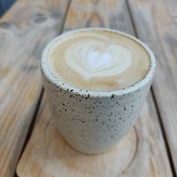 Latte art vegano at La Pastora Coffeehouse in Santiago