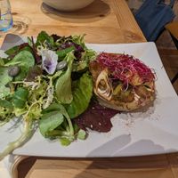 Potato/onion tart with salad at V&G in Avignon