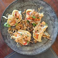 (Non vegan) Shrimps with pita at Enhorio in Samos