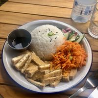 Riz tofu vegan  at Daya in Hendaye