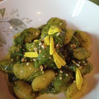 Erg lekkere pasta met asperge pesto at Frangipane Garden Restaurant in San Benedetto Del Tronto