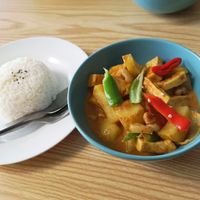 Massaman with tofu at Laeley Café in Koh Samui