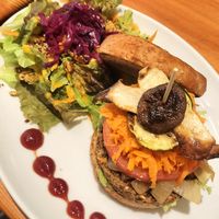 Burger at Alishan Park アリサンパーク in Tokyo