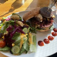 Burger and salad  at Alishan Park アリサンパーク in Tokyo