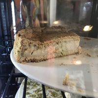 Típica tarta vasca versión vegana. Buenísima!   at Le Jardin in Biarritz