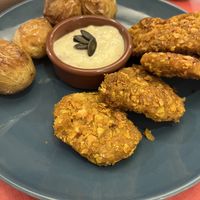 Le plat enfant: nuggets, potatoes et veganaise. Top!  at Le Jardin in Biarritz